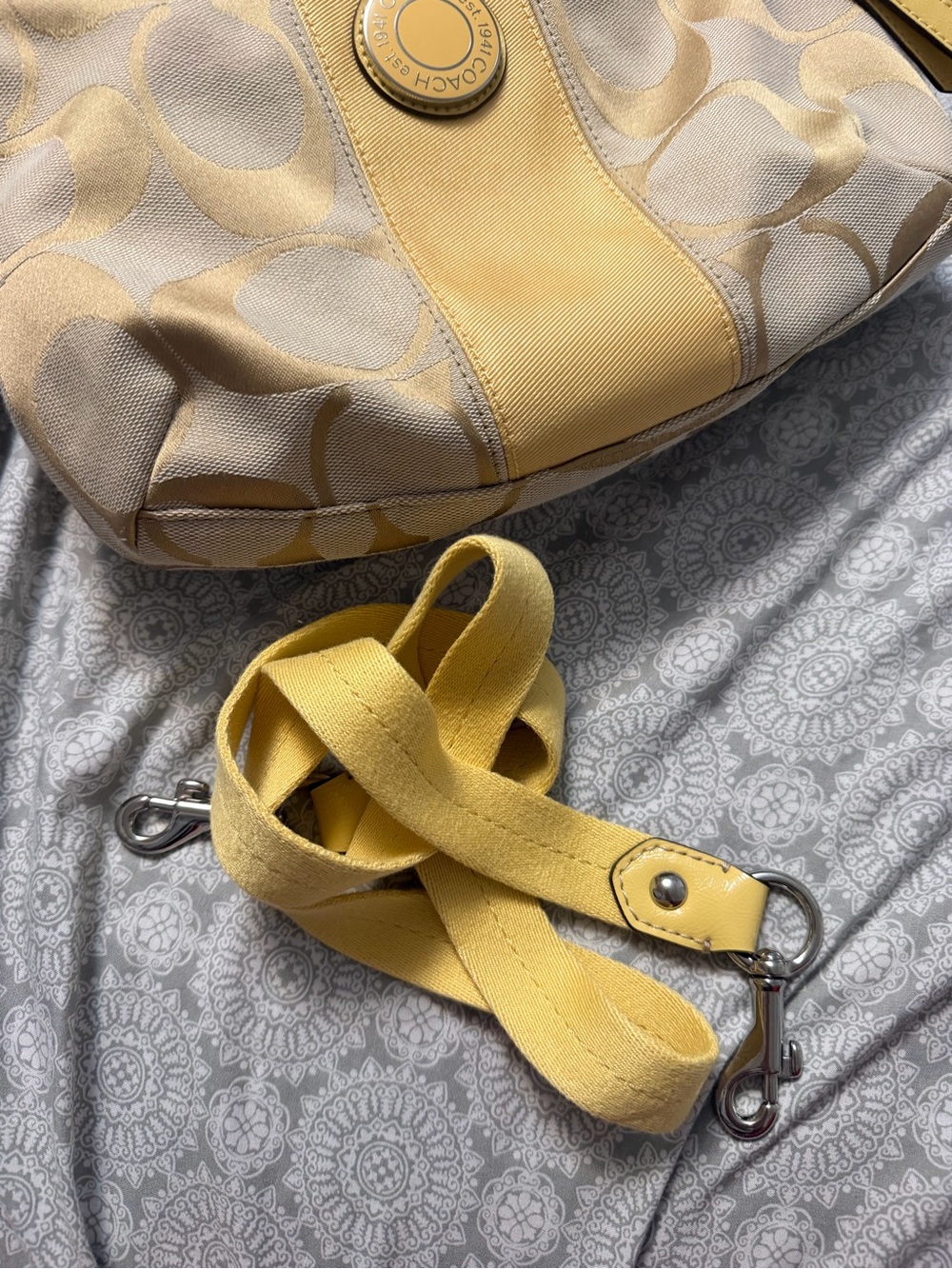 Coach Yellow Signature Canvas Shoulder Bag - Picture 6 of 7